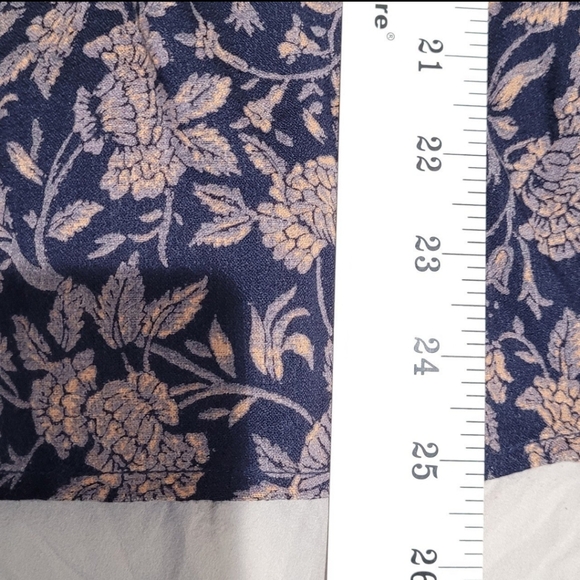Lucky‎ Brand Women's SZ M peasant top boho navy floral flowy button front - Picture 11 of 11